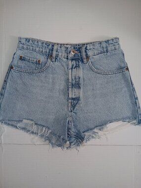 ZARA BUTTON FLY FRAYED HEM DENIM JEAN SHORTS